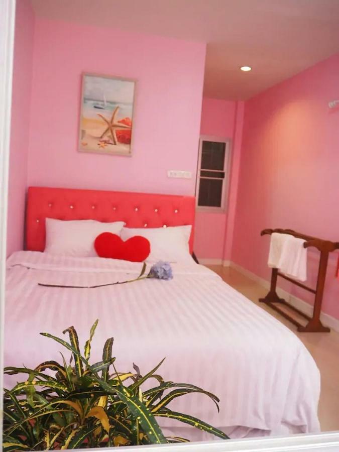 Makkasan Happy Home Bangkok Bagian luar foto